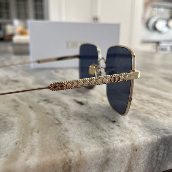 Christian Dior DiorCannage S1U Sunglasses Bobo Goi with Blue Lens. Ships today! - Picture 2 of 12